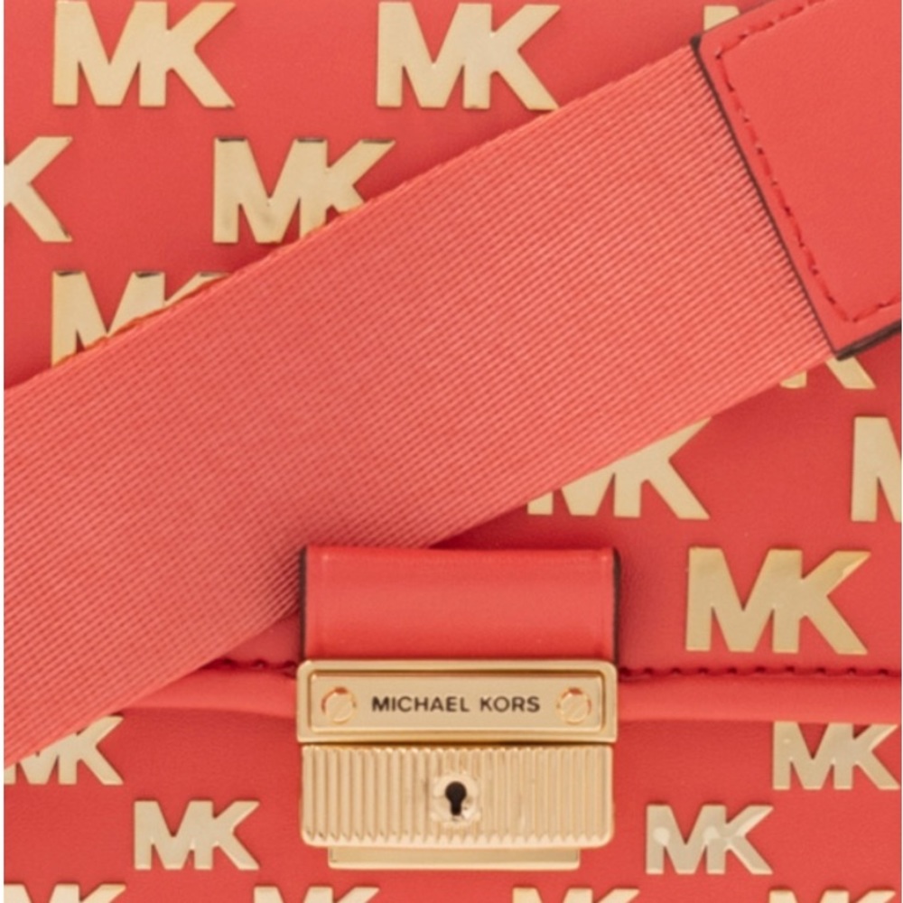 NWT Michael Kors Bradshaw
Reg $398 - Picture 6 of 6
